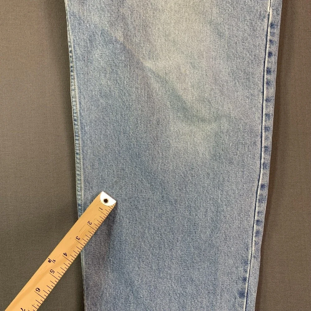 Levis 550 Jeans Mens 42x32 Blue Denim Relaxed Tapered Leg Light Wash (41x32 Fit)